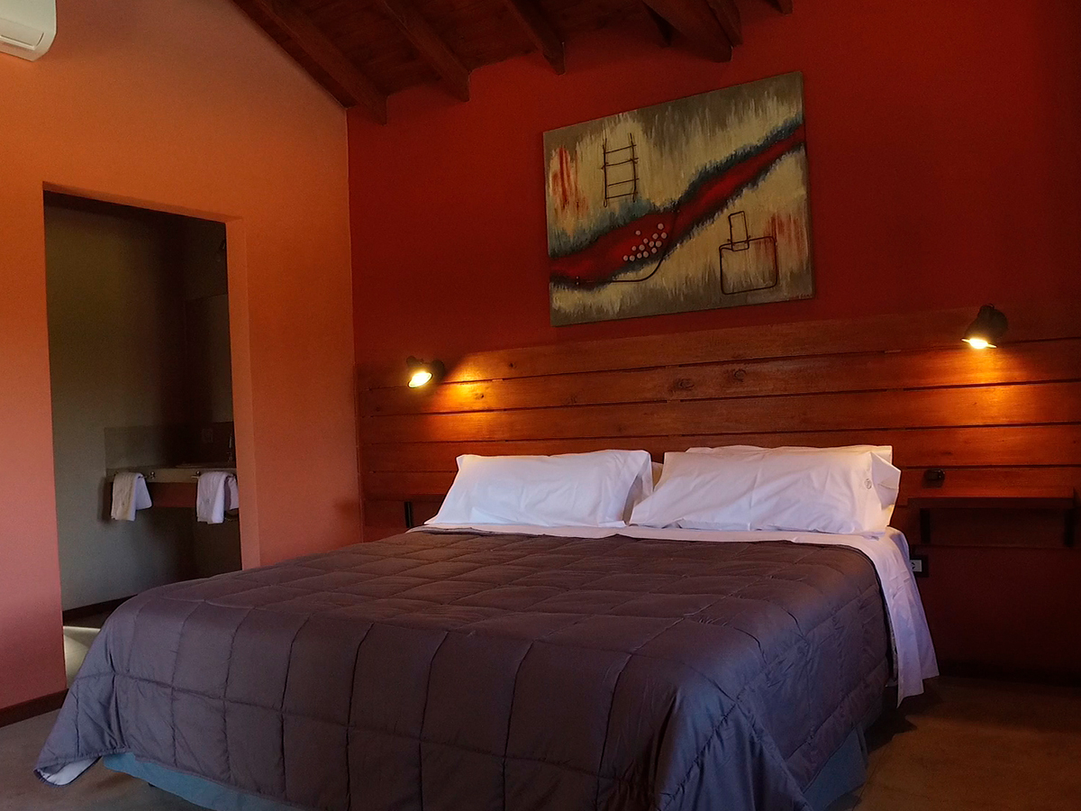 Habitación sommier 2x2m | La Rosa Apart Hotel Solo Parejas - Mina Clavero - Traslasierra