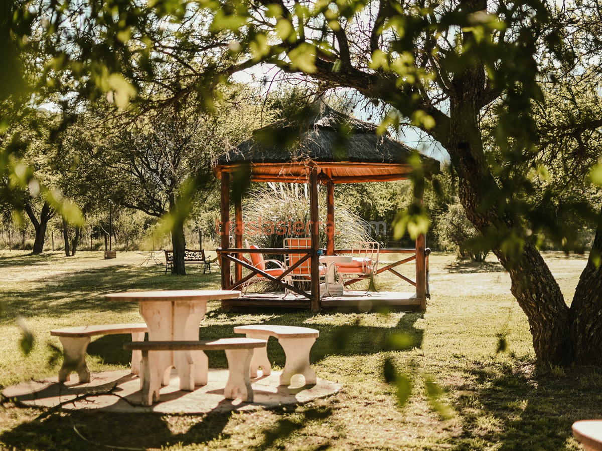 Jardín equipado para disfrutar | Cabañas Achikilla - Nono - Traslasierra Jardín equipado para disfrutar | Cabañas Achikilla - Nono - Traslasierra