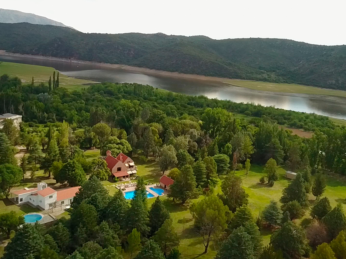 Casas a 100m de la cola del dique | Caminos del Lago Casa y Cabaña - Nono - Traslasierra