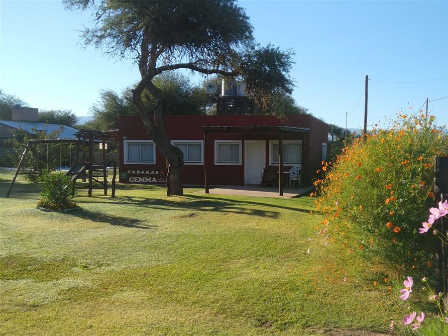 Predio parquizado | Gemma Cabañas - San Lorenzo - Traslasierra Predio parquizado | Gemma Cabañas - San Lorenzo - Traslasierra