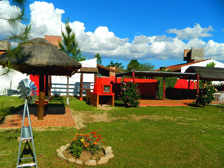 Patio cabañas traslasierra | La Posada del Poeta Cabañas - Villa Cura Brochero - Traslasierra Patio cabañas traslasierra | La Posada del Poeta Cabañas - Villa Cura Brochero - Traslasierra