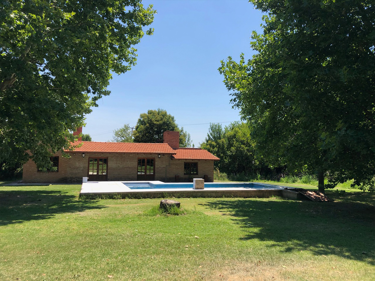 Predio, piscina y casa | Los Álamos casa - Villa de Las Rosas - Traslasierra