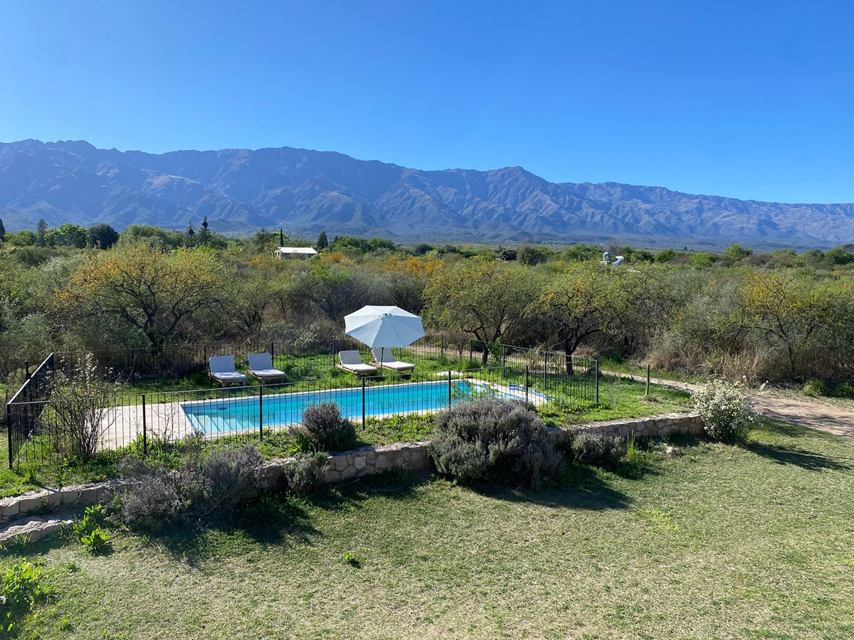 Piscina cercada | La Casa de Las Brujas - Villa de Las Rosas - Traslasierra Piscina cercada | La Casa de Las Brujas - Villa de Las Rosas - Traslasierra