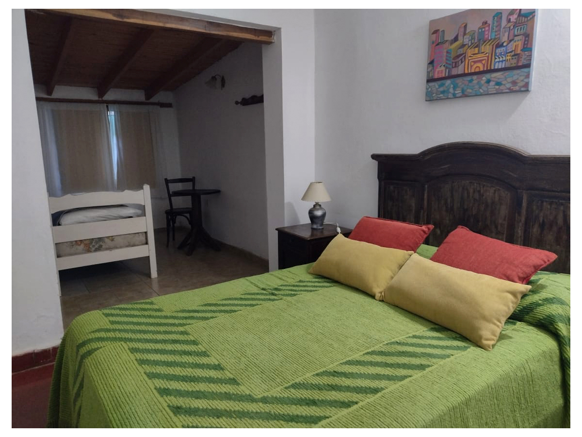 Dormitorio matrimonial y cama simple | Casa San Roque - San Javier - Traslasierra Dormitorio matrimonial y cama simple | Casa San Roque - San Javier - Traslasierra