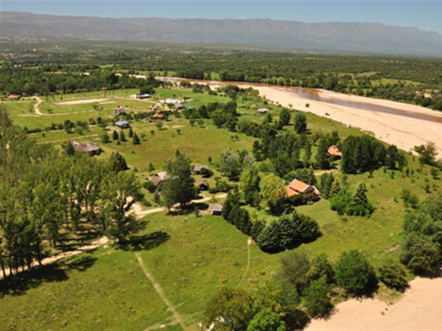 Vista aérea | Sobre la Playa Casas de Campo - Mina Clavero - Traslasierra Vista aérea | Sobre la Playa Casas de Campo - Mina Clavero - Traslasierra