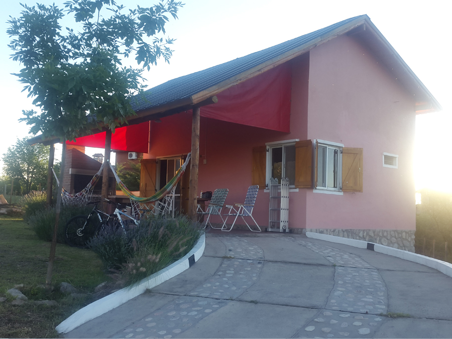 Casa estilo rústico | Cabañas Colibrí - Las Rabonas - Traslasierra Casa estilo rústico | Cabañas Colibrí - Las Rabonas - Traslasierra