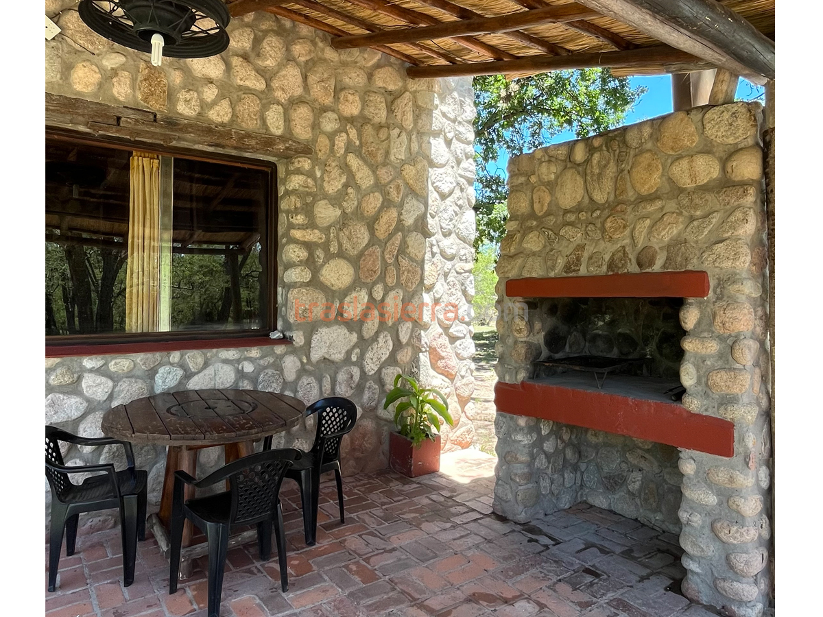 Asador individual en cada unidad | Reina Mora Cabañas - Nono - Traslasierra Asador individual en cada unidad | Reina Mora Cabañas - Nono - Traslasierra