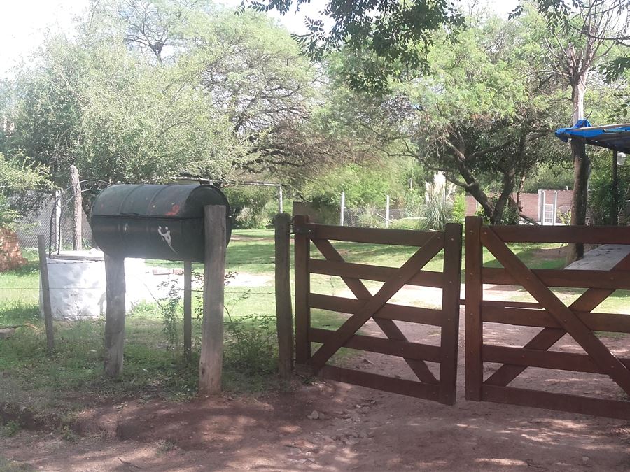 Tranquera de entrada | Don Alfredo Casa de Campo y Cabaña - Las Maravillas - Traslasierra
