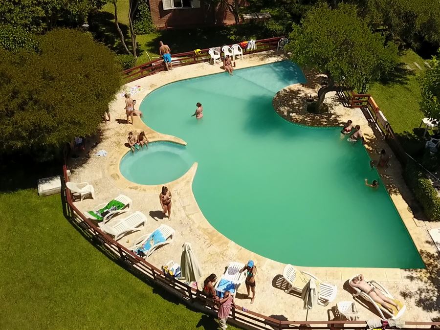 Panorámica piscina climatizada | Arco Iris Cabañas vcb - Villa Cura Brochero - Traslasierra