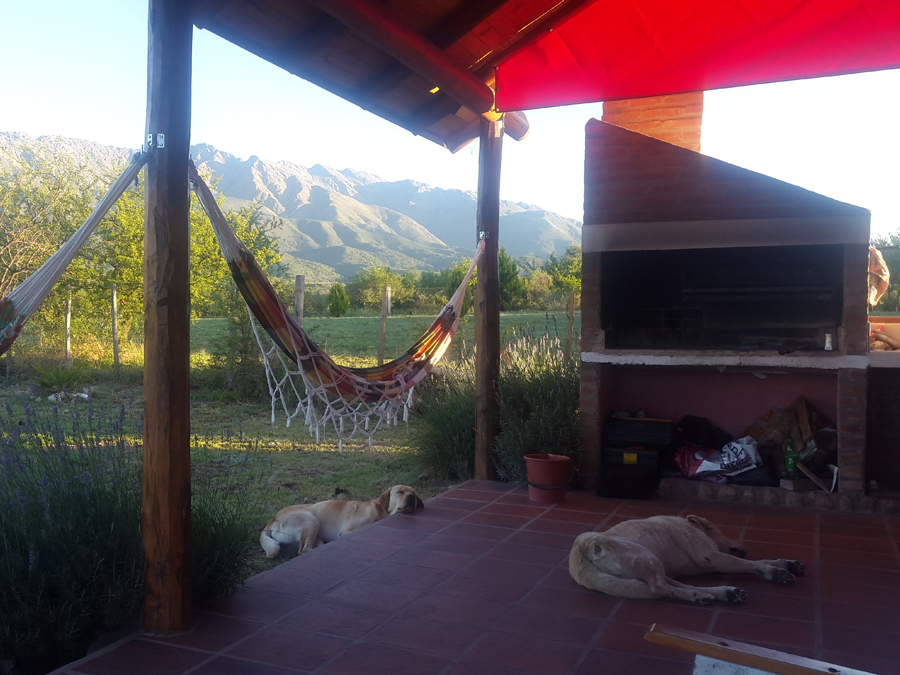 Casa estilo rústico Galería | Cabañas Colibrí - Las Rabonas - Traslasierra Casa estilo rústico Galería | Cabañas Colibrí - Las Rabonas - Traslasierra