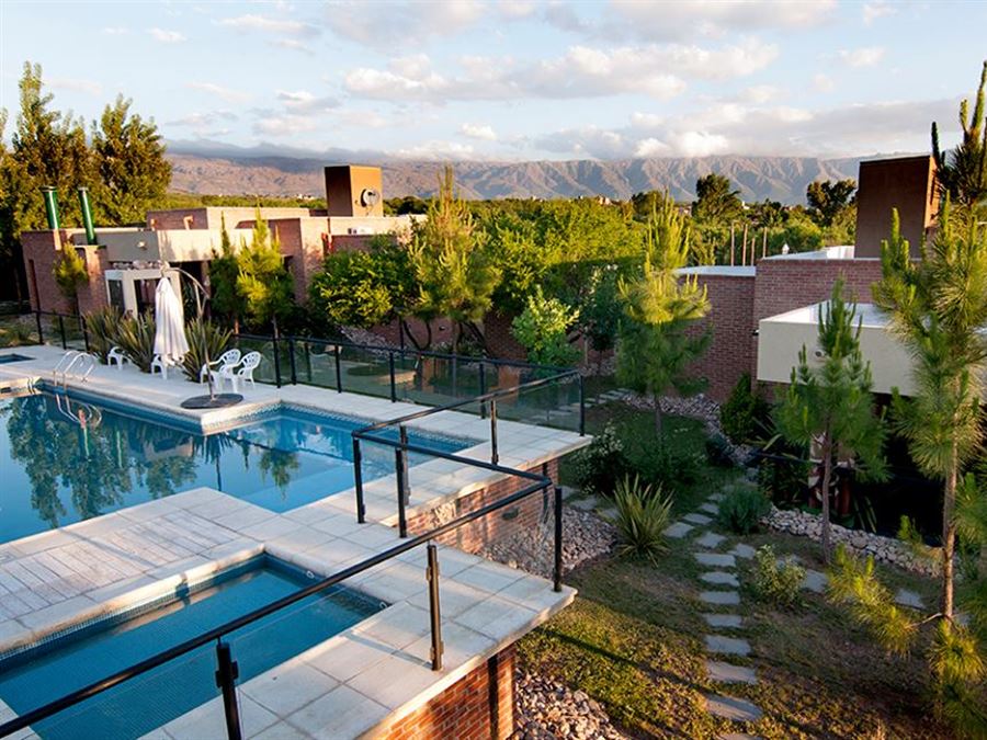 Acceso pileta Casa Nº 3 | Quinta Montaña Complejo de Casas - Mina Clavero - Traslasierra Acceso pileta Casa Nº 3 | Quinta Montaña Complejo de Casas - Mina Clavero - Traslasierra