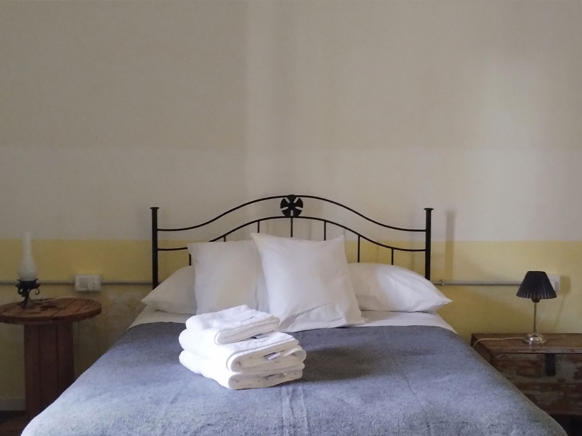 Habitación cama doble | 210 Casa de Huéspedes - Villa de Las Rosas - Traslasierra