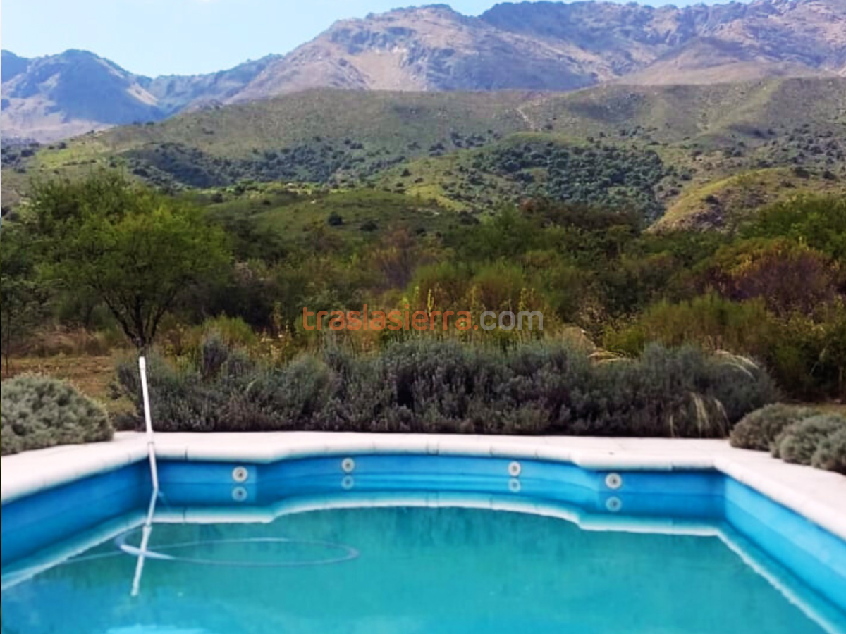 Piscina | La Calandria Casa de Campo - Los Hornillos - Traslasierra Piscina | La Calandria Casa de Campo - Los Hornillos - Traslasierra
