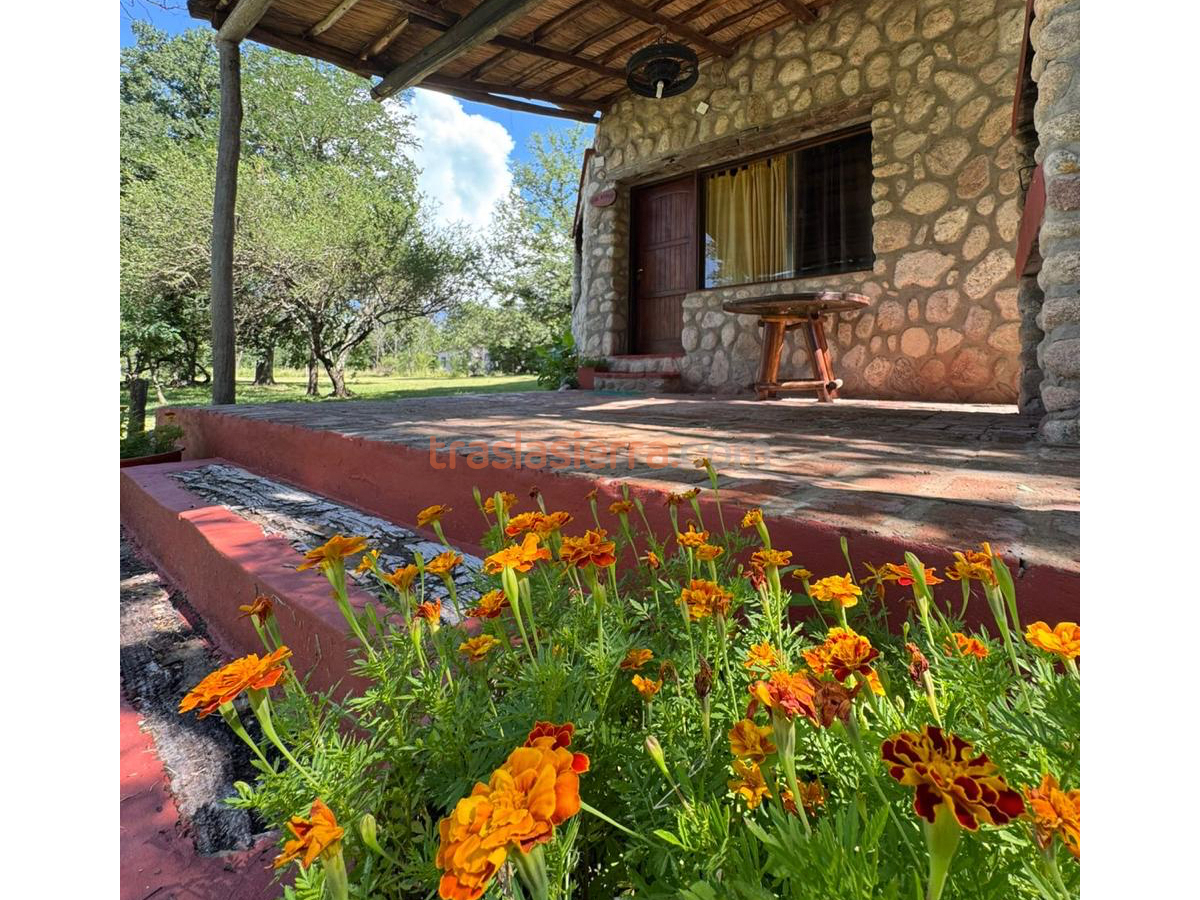 Amplia galería | Reina Mora Cabañas - Nono - Traslasierra Amplia galería | Reina Mora Cabañas - Nono - Traslasierra