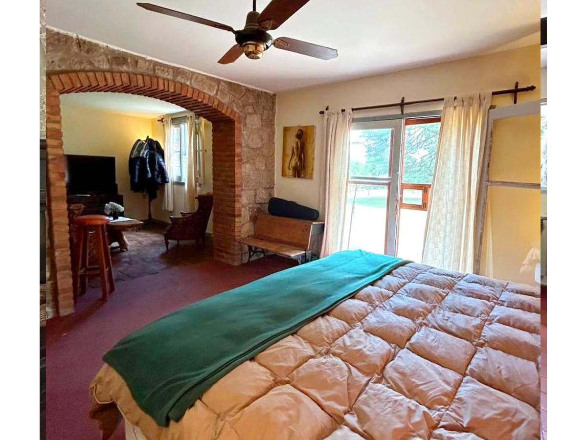 Living dormitorio en suite | Casa Caledonia - Las Calles - Traslasierra Living dormitorio en suite | Casa Caledonia - Las Calles - Traslasierra