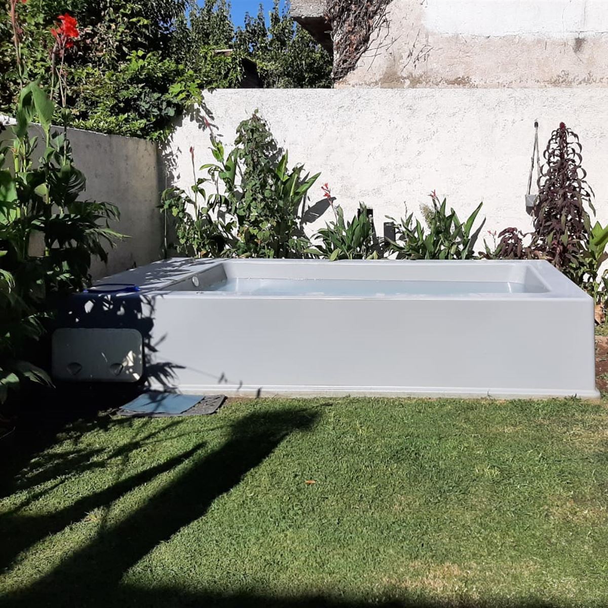 Patio con el jacuzzi | Milac Navira Casa - Mina Clavero - Traslasierra Patio con el jacuzzi | Milac Navira Casa - Mina Clavero - Traslasierra