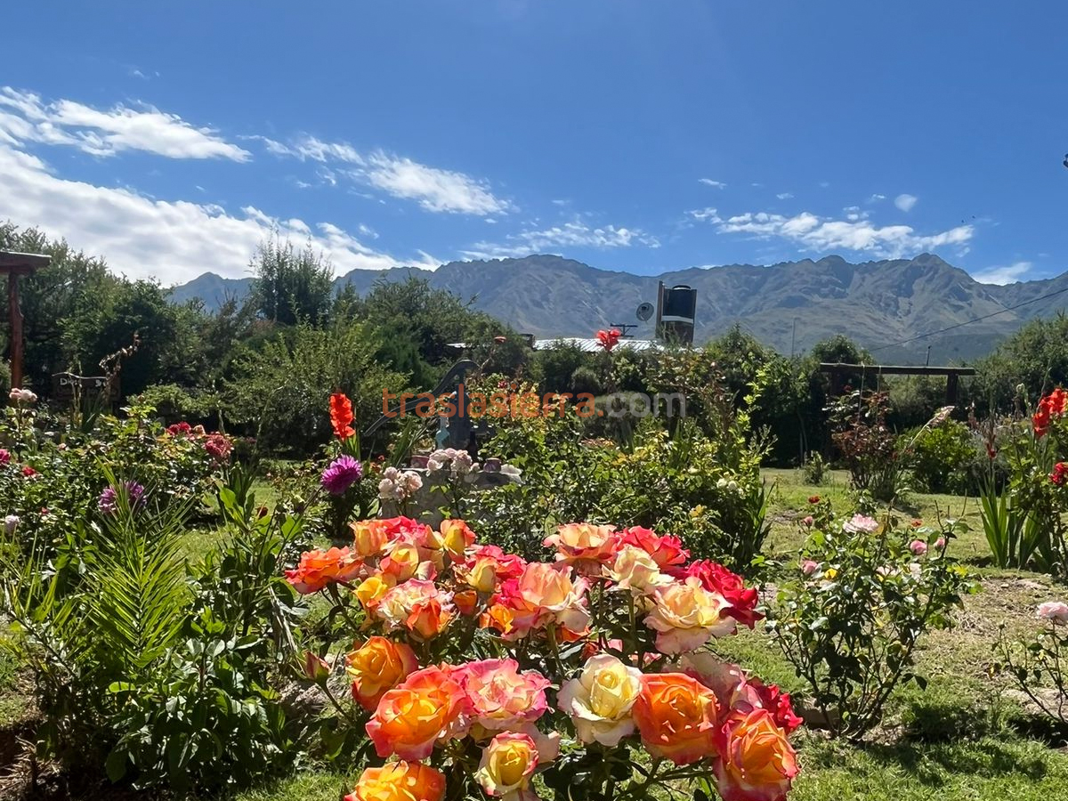 Jardín florido | El Alfarero Cabañas - Las Rabonas - Traslasierra Jardín florido | El Alfarero Cabañas - Las Rabonas - Traslasierra