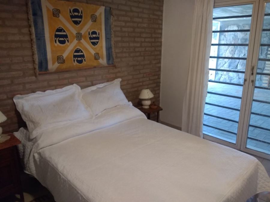 Dormitorio matrimonial dpto Ale | Casa Recalde - Mina Clavero - Traslasierra