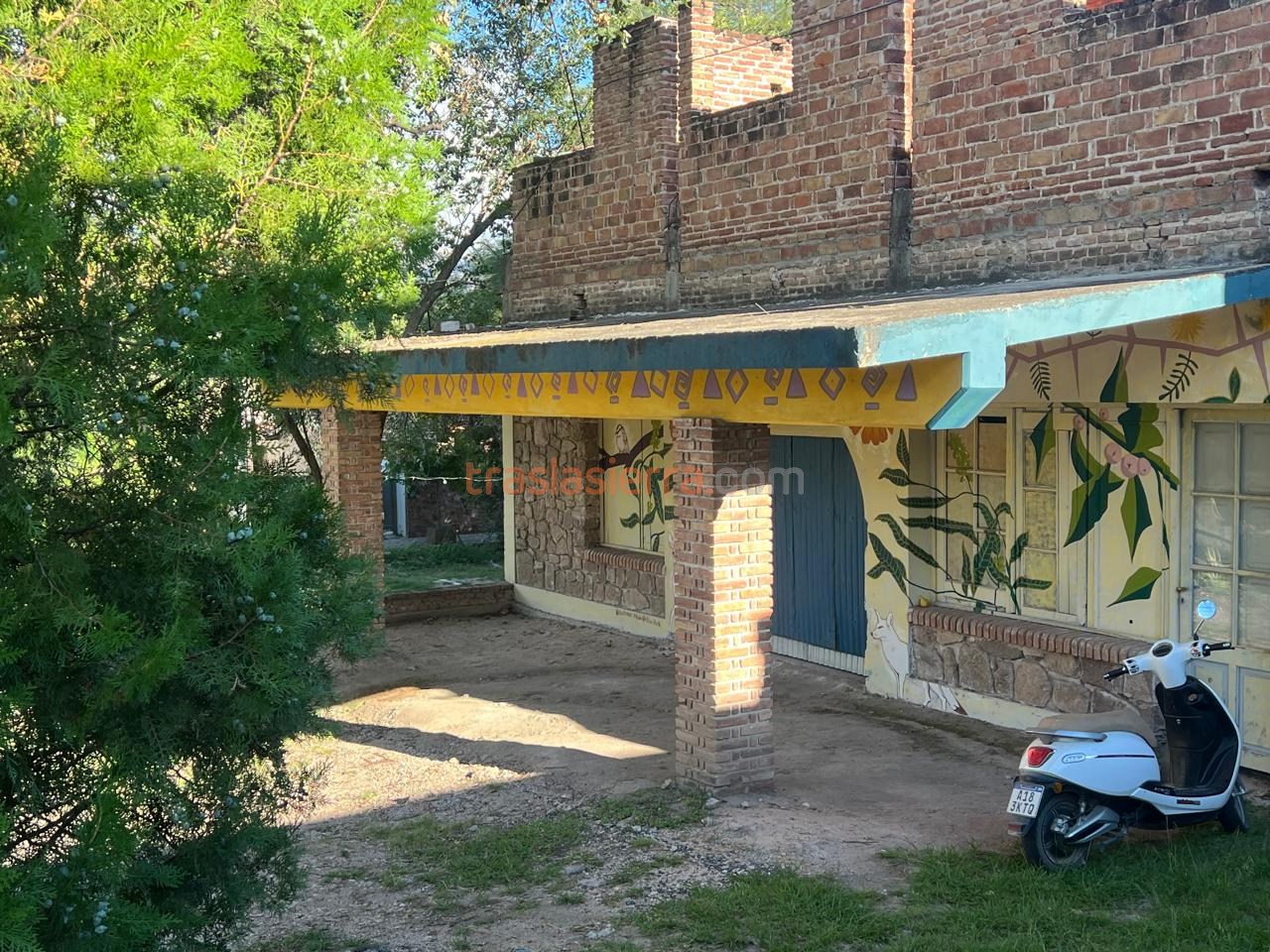 Estacionamiento | El Viaje Hostel - Mina Clavero - Traslasierra Estacionamiento | El Viaje Hostel - Mina Clavero - Traslasierra