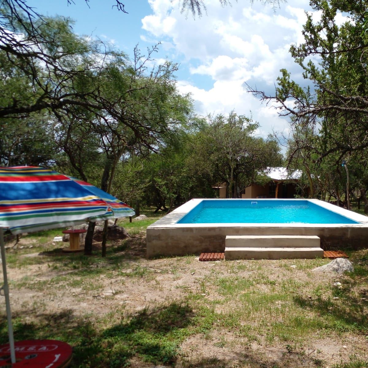 Piscina | Casas La Roja y Barro Tal Vez - Villa de Las Rosas - Traslasierra Piscina | Casas La Roja y Barro Tal Vez - Villa de Las Rosas - Traslasierra