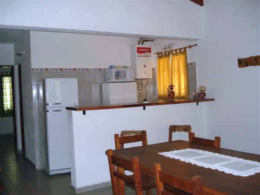 Cocina comedor de las Cabañas Las Moras en Nono Traslasierra | Cabañas Las Moras - Nono