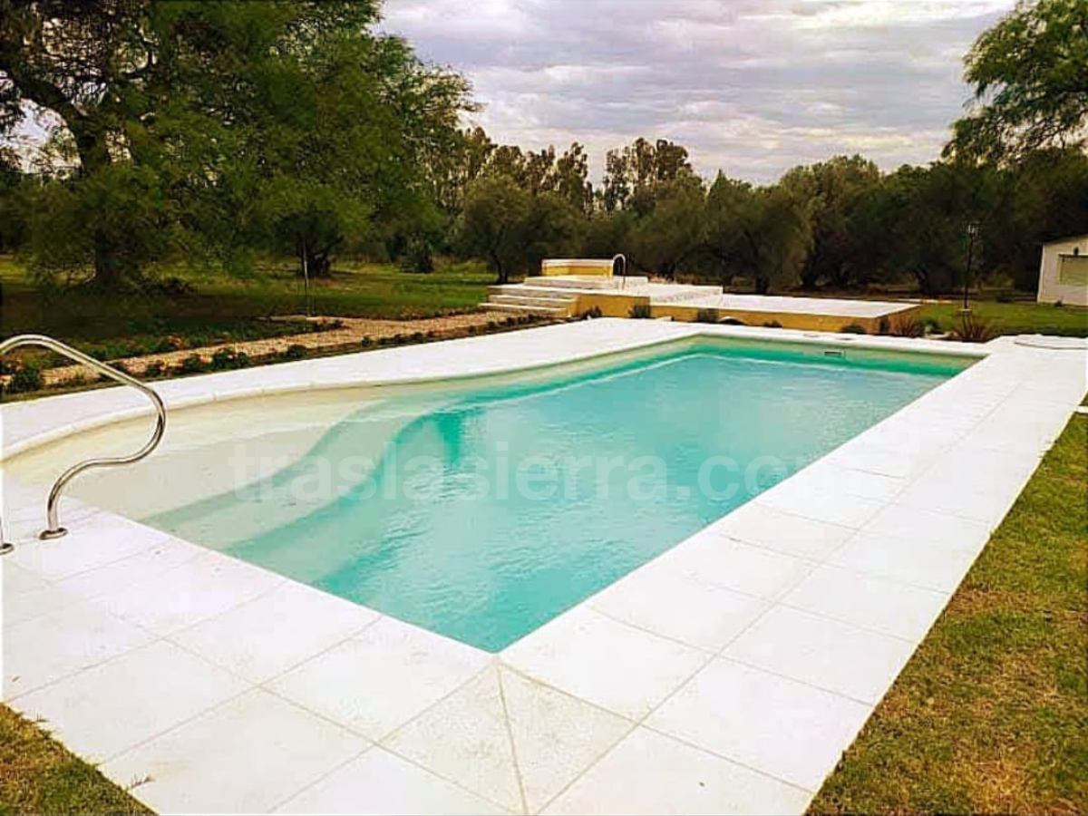 Pisicna e hidromasaje | Estancia Santa Rita Eventos y Casas de Campo - Los Molles - Traslasierra Pisicna e hidromasaje | Estancia Santa Rita Eventos y Casas de Campo - Los Molles - Traslasierra