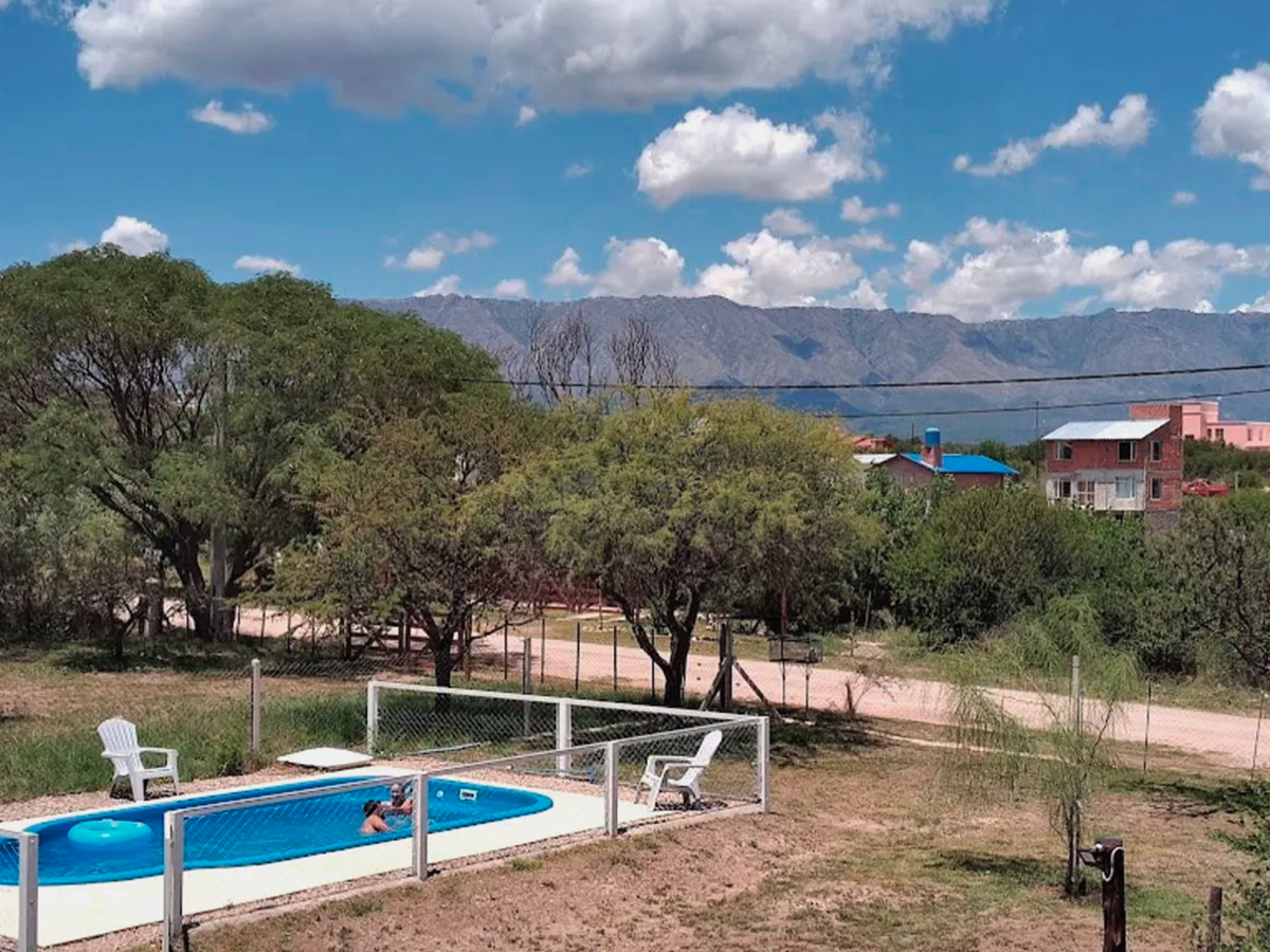 Piscina cercada | Aromas de Traslasierra - Arroyo de los Patos - Traslasierra Piscina cercada | Aromas de Traslasierra - Arroyo de los Patos - Traslasierra