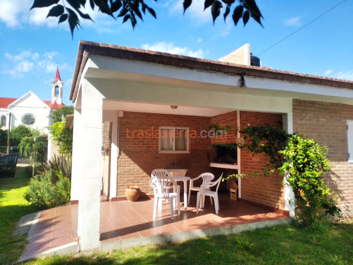 Galería con asador | Flores Blancas Nono Centro - Nono - Traslasierra