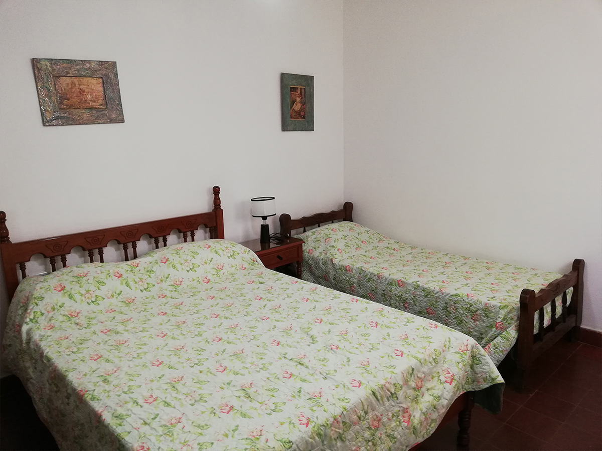 Dpto 2 dormitorio matrimonial + cama simple | Departamentos Familiares La Piedad - Mina Clavero - Traslasierra Dpto 2 dormitorio matrimonial + cama simple | Departamentos Familiares La Piedad - Mina Clavero - Traslasierra