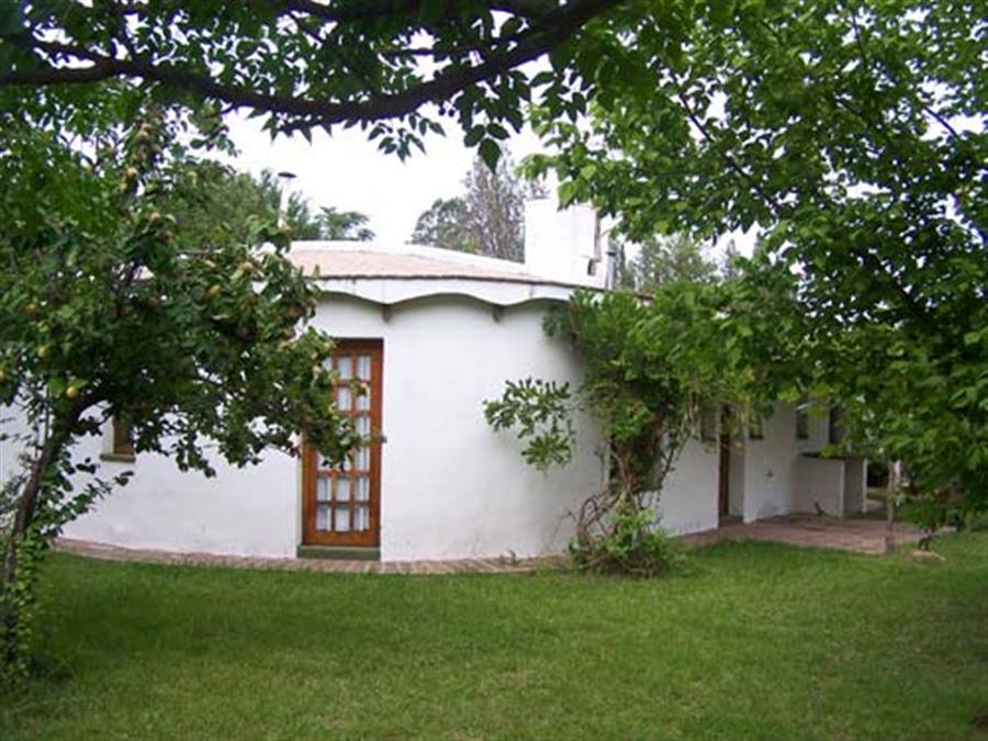 Vista exterior de las casas de campo | Menta y Peperina Granja Familiar y Casas de Campo - Mina Clavero - Traslasierra