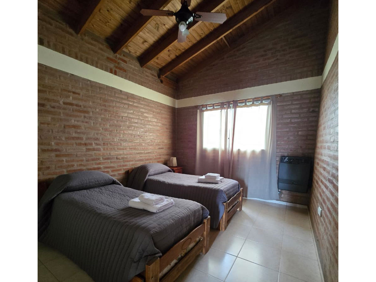 Dormitorio camas simples | Casa Kamche - Mina Clavero - Traslasierra