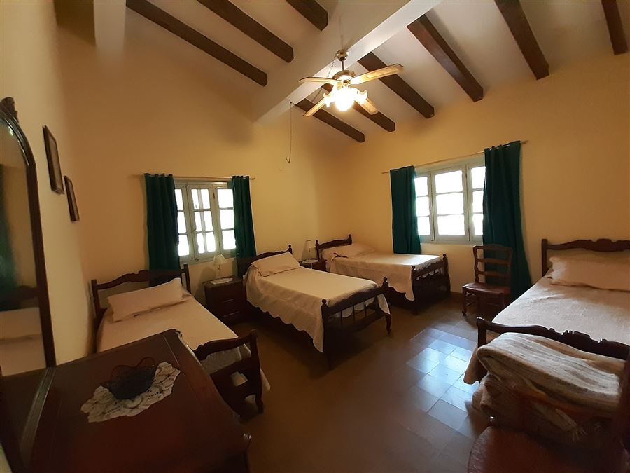 Amplio dormitorio | Chalet Tamar - Luyaba - Traslasierra